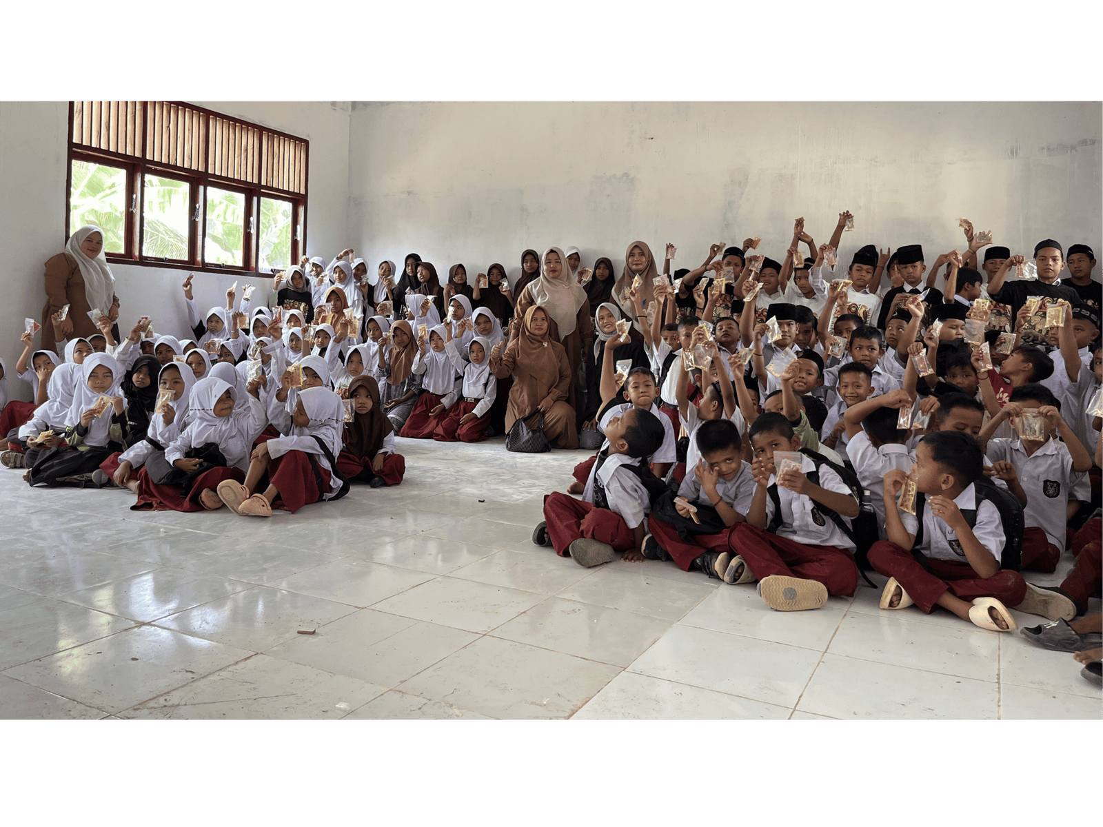 #BackToSchool: Dukung Anak-anak Terdampak Banjir Aceh Kembali ke Sekolah